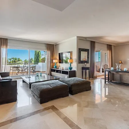 Palm Frontline Penthouse * מארבלה